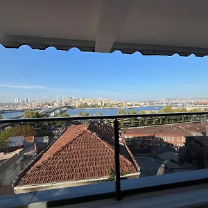 White Palace Halic アパートホテル